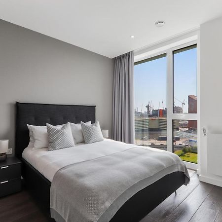 Ellie N Conys 3 Bedroom Apartment With 2 Bathrooms, An Ensuite, Kitchen And Balcony In Stratford Westfield London Exterior photo